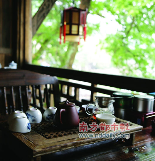 山中清涼，正適合避暑
